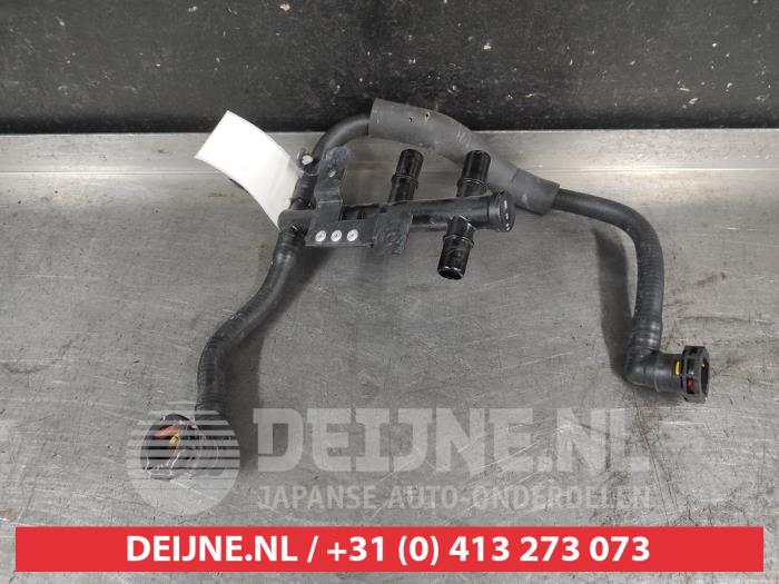 Kia Niro Kühlerschlauch O730671
