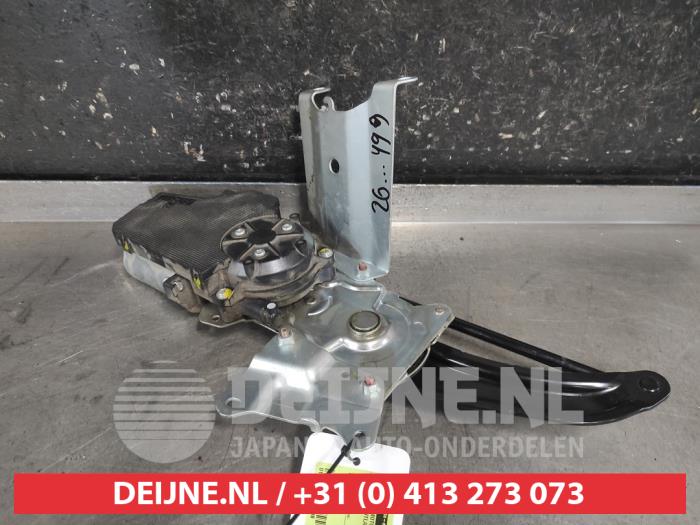 Mitsubishi Outlander Achterklep motor O730688