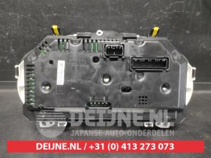 Toyota Yaris Tacho - Kombiinstrument KM O730722 foto 2
