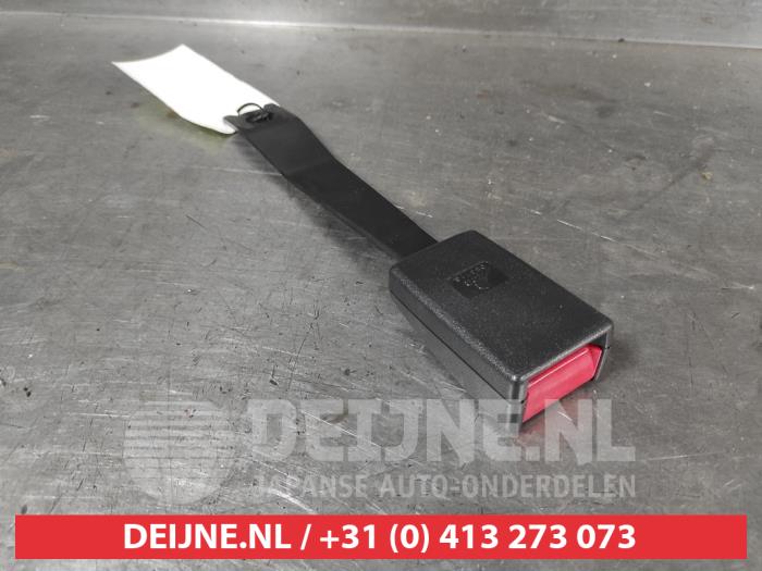 Toyota Yaris Front seatbelt buckle, left O730812