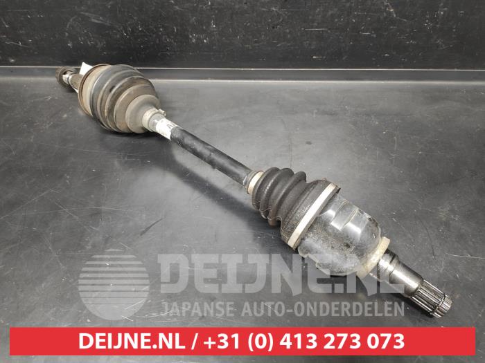 Toyota Yaris Antriebswelle links vorne O730810