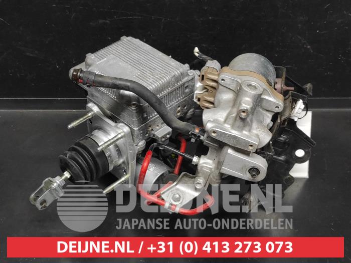 Toyota Yaris Brake servo O730830