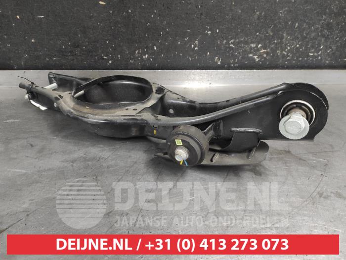 Kia EV3 Draagarm rechts-achter O730858