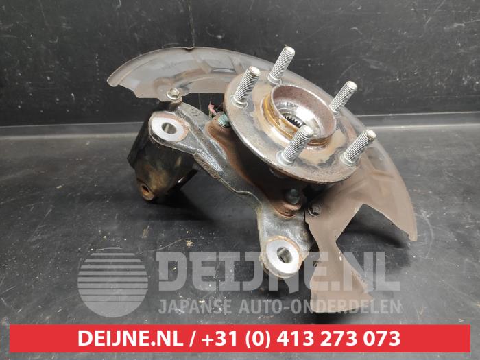 Mazda CX-30 Achsschenkel links vorne O730873