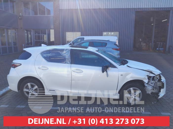 Lexus CT 200h Extra window 4-door, right O730904
