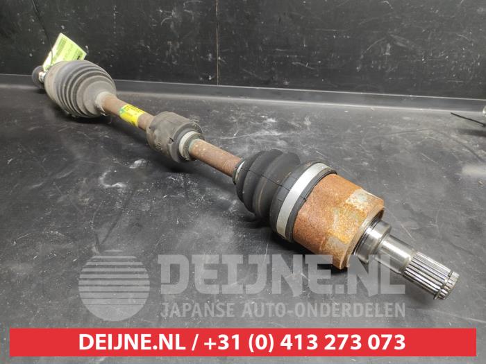 Hyundai Bayon Aandrijfas links-voor O731070