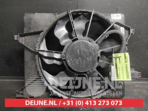 Hyundai Bayon Kühlgebläsegehäuse O731072 foto 2