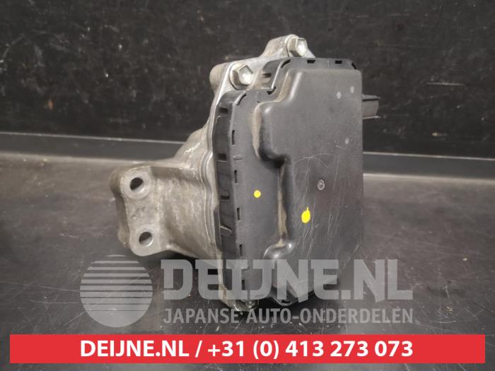 Gebruikte Nokkenas Verstelling Toyota RAV4 (A3) 2.0 16V Valvematic 4x4 Prijs € 650,00 Margeregeling aangeboden door V.Deijne Jap.Auto-onderdelen BV