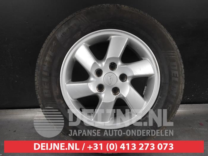 Daihatsu Terios Set of wheels + tyres O731149