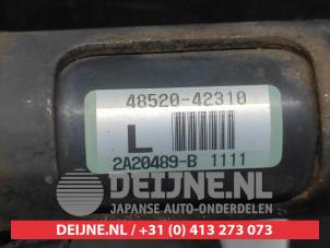 Toyota Rav-4 Stoßdämpferstrebe links vorne O731156 foto 3