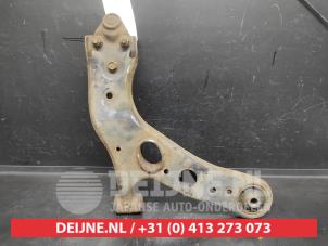 Toyota Rav-4 Front lower wishbone, left O731158 photo 2