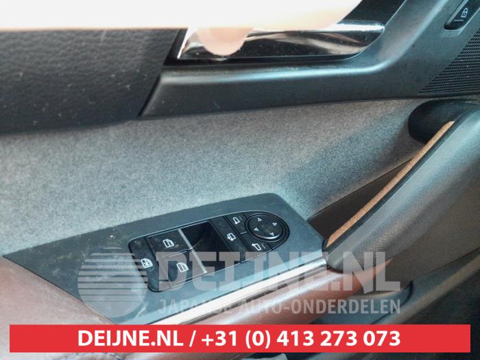 Mazda MX-30 Kombischalter Fenster O731172