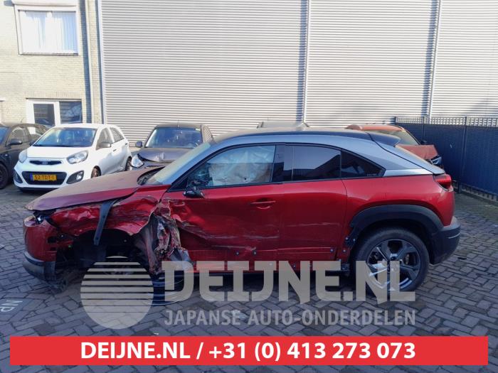 Mazda MX-30 Zusätzliches Fenster 4-türig links hinten O731178