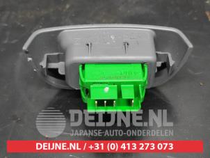 Toyota Aygo Elektrisch Raam Schakelaar O731246 foto 2