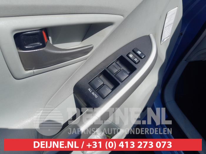 Toyota Prius Multi-functional window switch O731266
