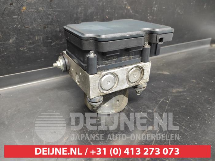Gebruikte ABS Pomp Subaru BRZ (ZC6) 2.0 16V Prijs op aanvraag aangeboden door V.Deijne Jap.Auto-onderdelen BV