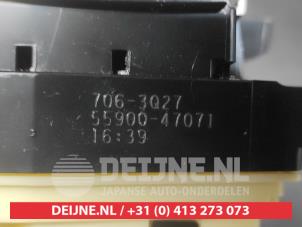 Toyota Prius Heater control panel O731294 photo 3