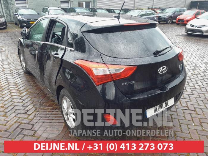 Hyundai I30 Achterbumper O731366