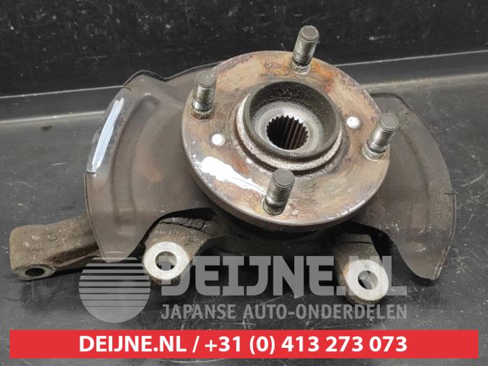 Suzuki Alto Achsschenkel links vorne O731418