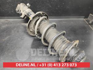 Toyota Yaris Stoßdämpferstrebe rechts vorne O731602 foto 3