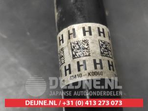 Toyota Yaris Front drive shaft, right O731598 photo 2