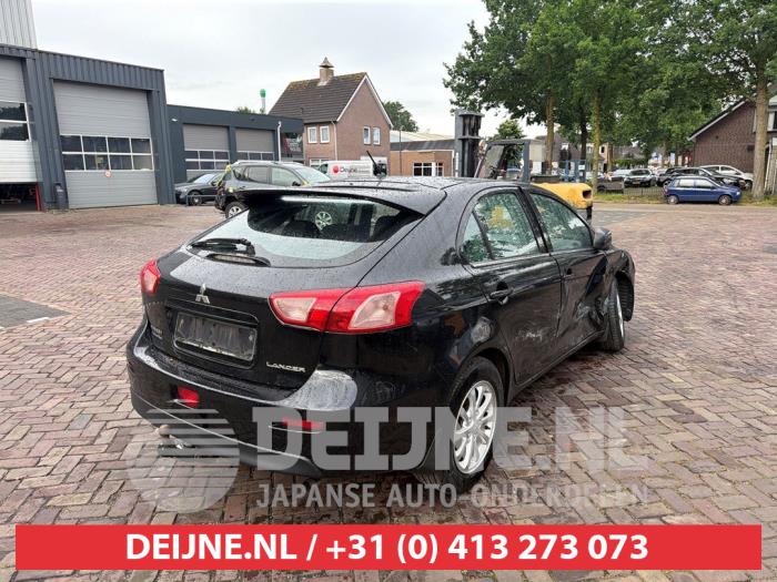 Mitsubishi Lancer Stoßstange hinten O731633