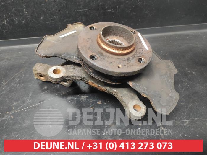 Suzuki Swift Achsschenkel links vorne O731666
