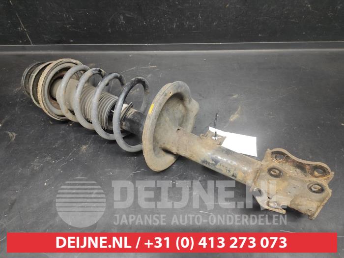 Suzuki Swift Stoßdämpferstrebe rechts vorne O731671
