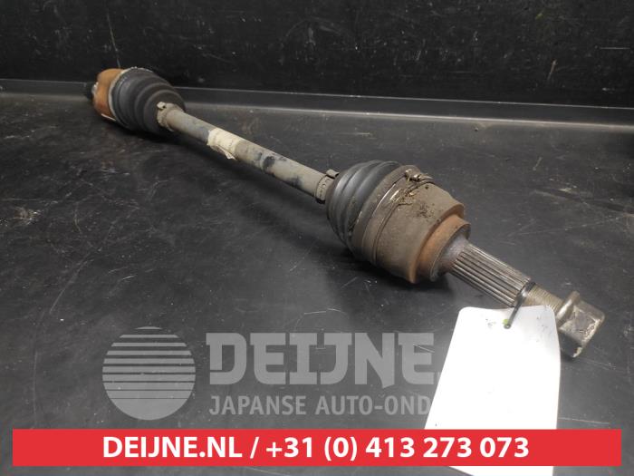Nissan Micra Front drive shaft, left O731694