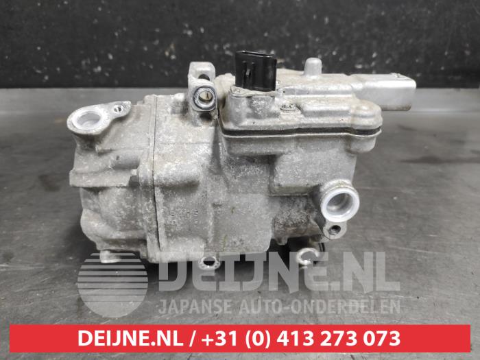 Gebruikte Aircopomp Toyota Yaris III (P13) 1.5 16V Hybrid Prijs € 85,00 Margeregeling aangeboden door V.Deijne Jap.Auto-onderdelen BV