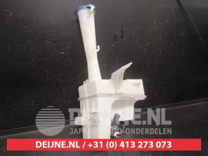 Hyundai I20 Ruitensproeiertank voor O731866 foto 2