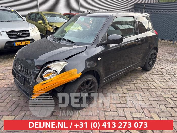 Suzuki Swift Buitenspiegel links O731921