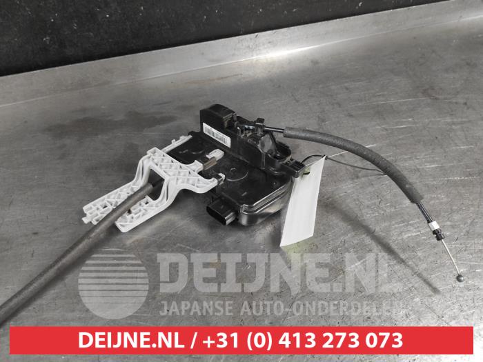 Kia Sportage Deurslot Mechaniek 4Deurs rechts-voor O731957