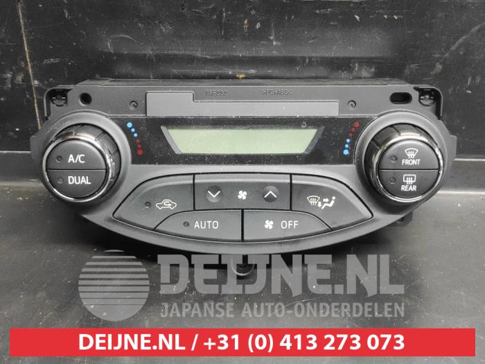 Toyota Yaris Kachel Bedieningspaneel O732040