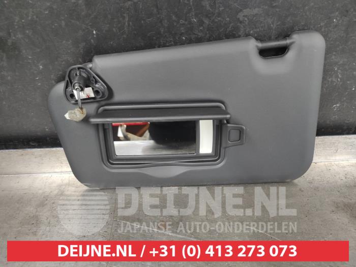 Nissan Juke Sonnenblende O732305