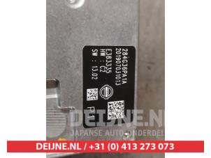Nissan Juke Kamera Vorderseite O732313 foto 3