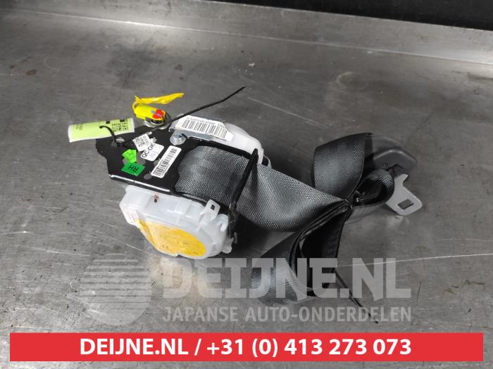 Hyundai I10 Front seatbelt, right O732455