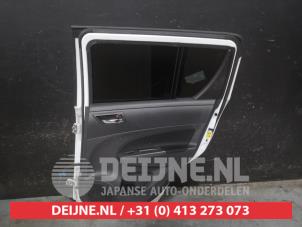 Suzuki Swift Portier 4Deurs rechts-achter O732635 foto 3