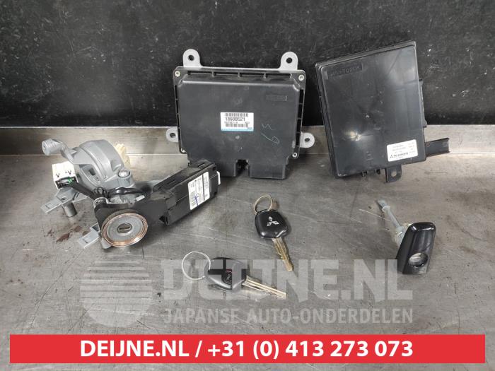 Mitsubishi Lancer Set of cylinder locks (complete) O732703