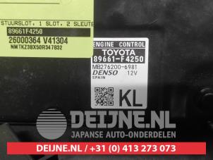 Toyota C-HR Kontaktslot+Sleutel O732761 foto 2