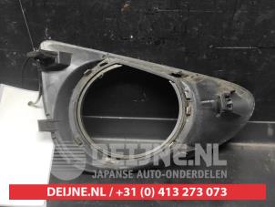 Toyota Yaris Bumper grille O732765 photo 2
