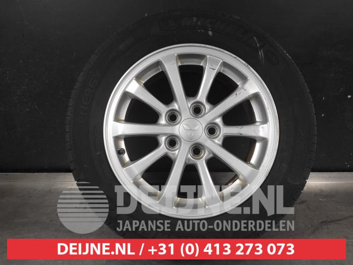 Mitsubishi Lancer Set of wheels + tyres O732809