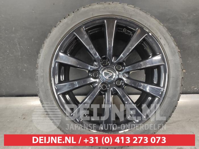 Lexus IS Felgen Set + Winterreifen O732814