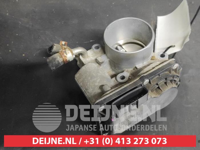 Toyota Yaris Gasklephuis O732826
