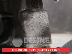 Honda CR-V Engine O732843 photo 3