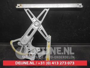 Toyota Yaris Fenstermechanik 4-türig rechts vorne O732849 foto 2