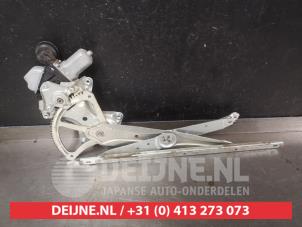 Lexus CT 200h Window mechanism 4-door, front left O732870 photo 2