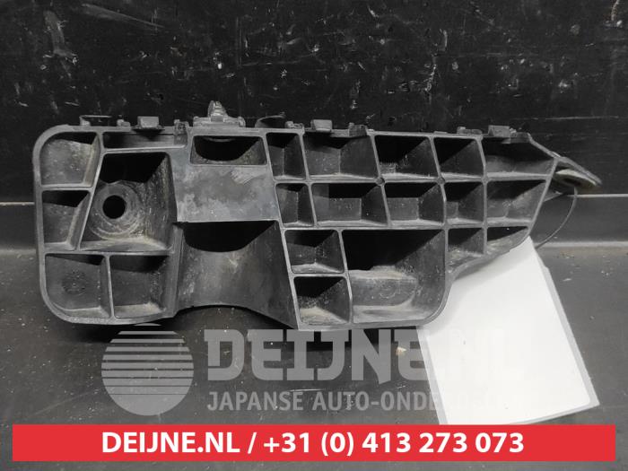 Suzuki Swift Bumpersteun links-voor O732929