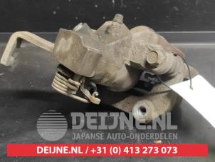 Suzuki Swift Remklauw (Tang) rechts-achter O732932 foto 2