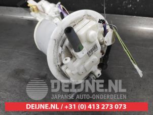 Mazda 2 Hybrid Electric fuel pump O733000 photo 2